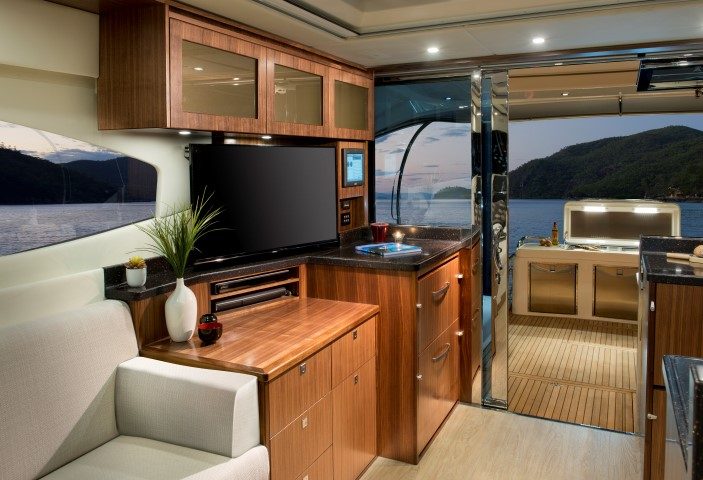 Riviera 6000 sports yacht