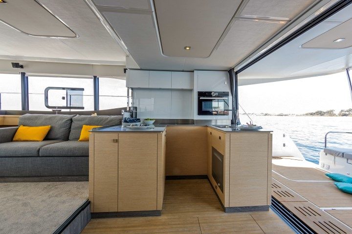 17/05/2017, Porquerolles (FRA,12), Fountaine-Pajot MY 44