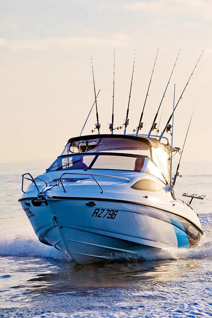 Whittley FF2100 running front on
